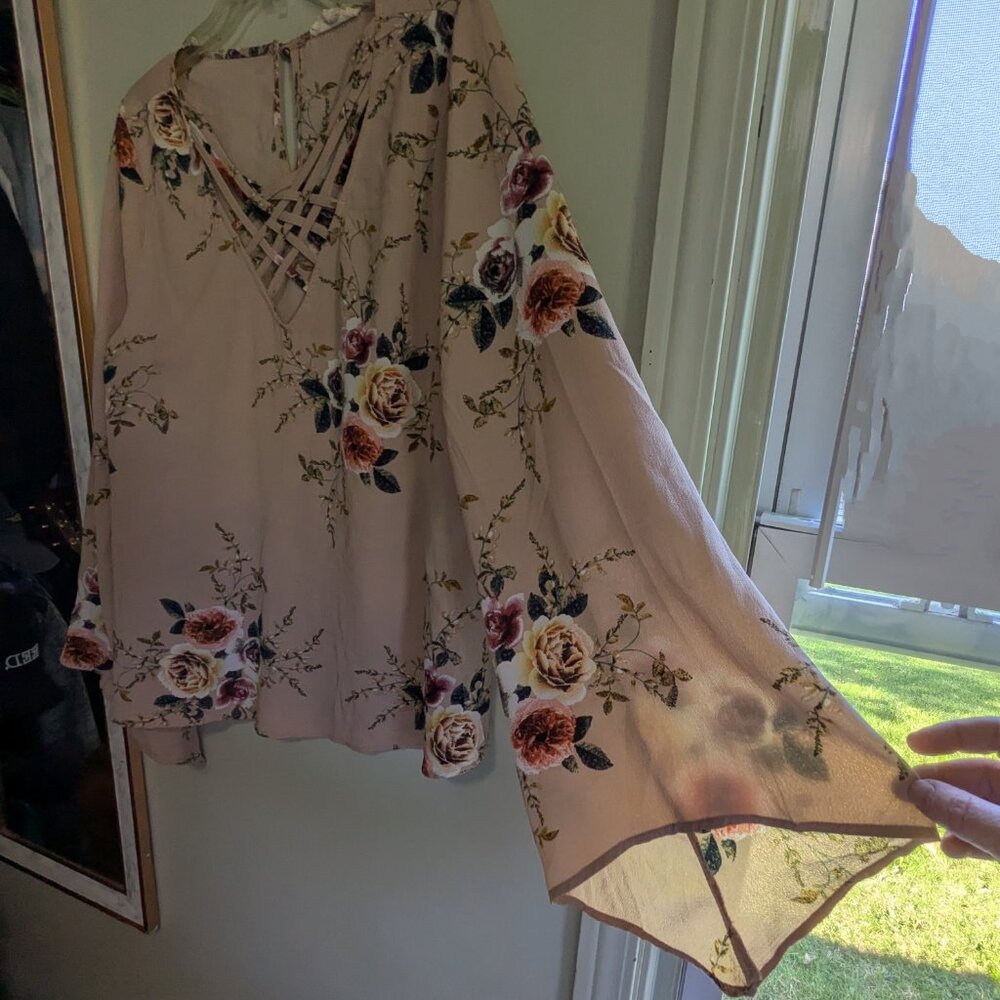 Peasant blouse like new size L